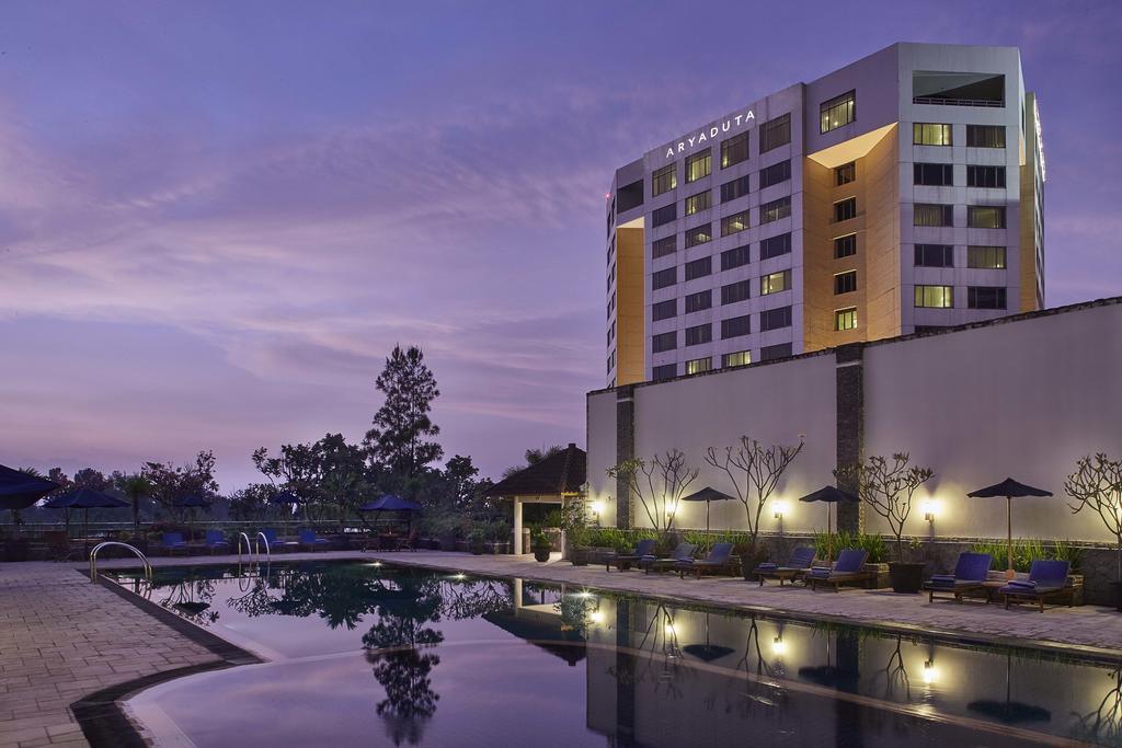 Aryaduta Bandung Hotel Exterior photo